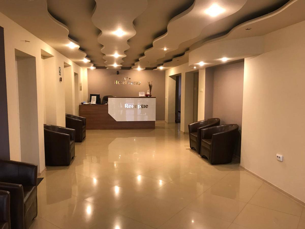Hotel Caras أورافيتا المظهر الخارجي الصورة